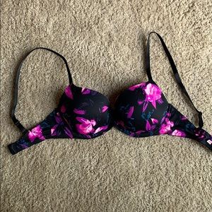 Victoria Secret Wear Everywhere Lightly Lined Bra